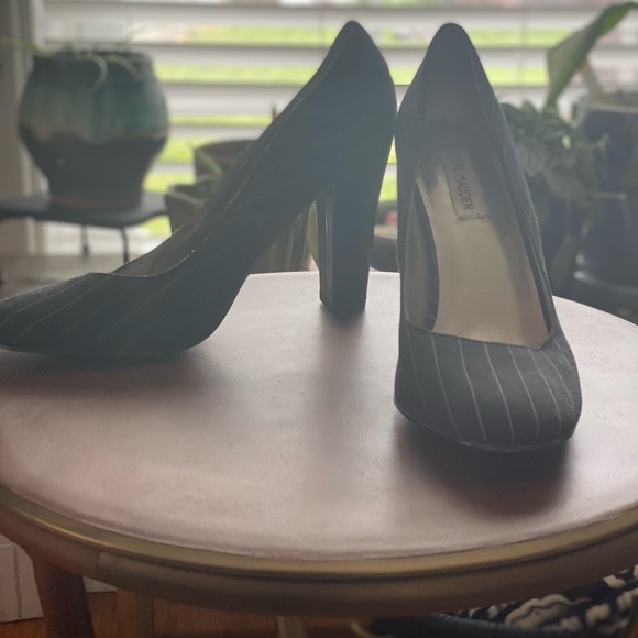 Steve Madden size 10, black with white pinstripes. Patton leather heels. - Picture 3 of 6